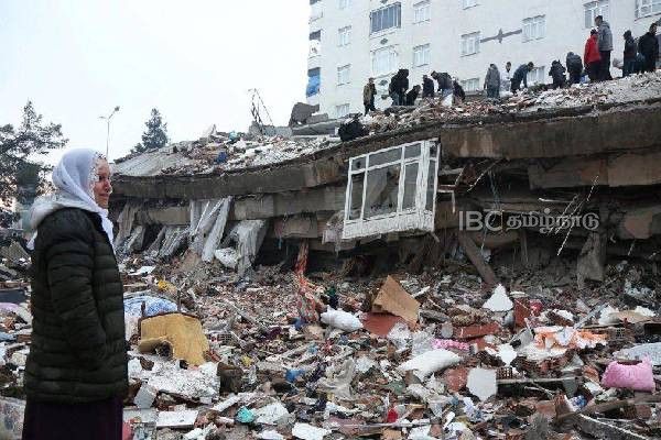 Earthquake in Turkey kills more than 4000 people