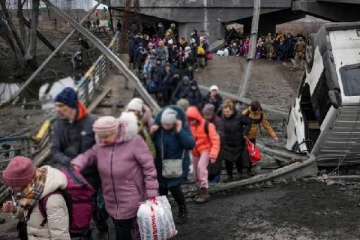 தீவிர தாக்குதலை நடத்தும் ரஷ்ய படைகள்: அவசர அவசரமாக வெளியேறும் உக்ரைன் மக்கள்