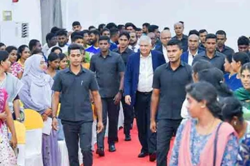 இளைஞர்களுக்கு தொழில் வழங்கும் வேலைத்திட்டம் அடுத்த வருடம் முதல் ஆரம்பிக்கப்படும்! ஜனாதிபதி