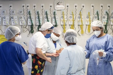 பிரேசிலில் அத்தியாவசிய  மருந்து பற்றாக்குறை; தவிப்பில் மருத்துவர்கள்