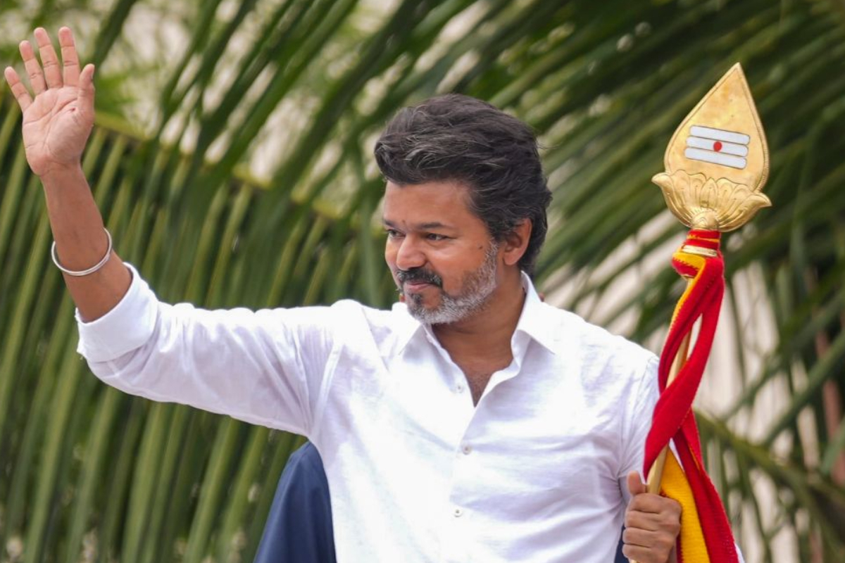 தவெக தலைவர் விஜய்யின் வாக்குறுதி.. பாராட்டிய பாண்டியன் ஸ்டோர்ஸ் சீரியல் நடிகை.. | Pandian Stores Hema Rajkumar Talk About Tvk Vijay தவெக தலைவர் விஜய்யின் வாக்குறுதி.. பாராட்டிய பாண்டியன் ஸ்டோர்ஸ் சீரியல் நடிகை.. | Pandian Stores Hema Rajkumar Talk About Tvk Vijay