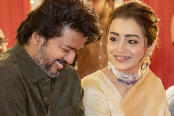 விஜய்யின் குடும்பத்தில் ஏற்பட்ட பிரச்சனை.. காரணம் இந்த நடிகையா | Popular Actress Is Reason For Vijay Family Issue