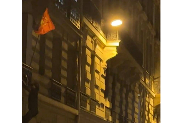 பிரான்ஸ் தலைநகரில் இலங்கை தேசிய கொடியை எரித்த மக்கள்! | Mullivaikal Day France Sri Lanka Flag Fire
