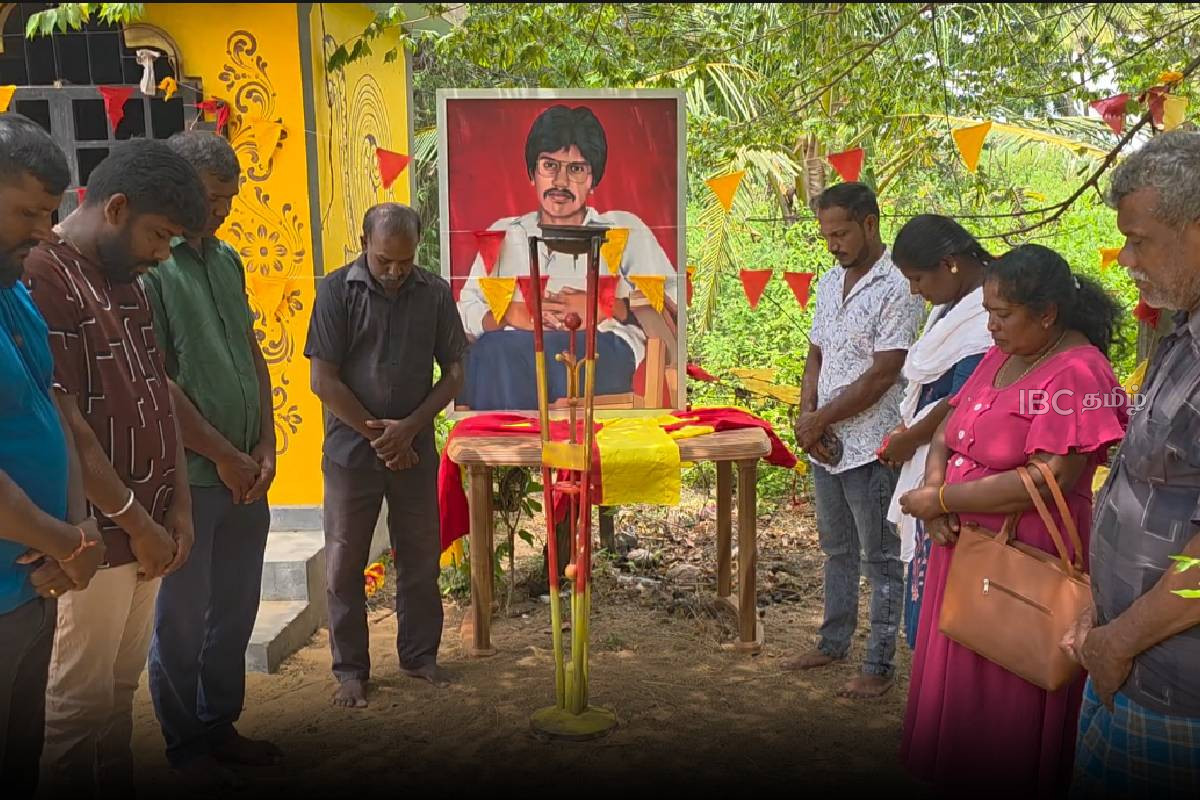உணர்வெழுச்சியுடன் நடைபெற்ற தியாக தீபம் திலீபனின் 39வது ஆண்டு நினைவேந்தல்! | Thileepan 39Th Commemoration In Trinco உணர்வெழுச்சியுடன் நடைபெற்ற தியாக தீபம் திலீபனின் 39வது ஆண்டு நினைவேந்தல்! | Thileepan 39Th Commemoration In Trinco