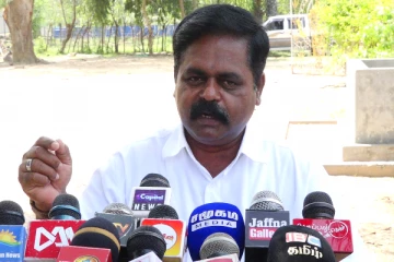 இராணுவ தளபதிகளை நியமித்து அமைச்சுகளை நடத்தியதன் விளைவே நாடு அதளபாதாளத்திற்குள் போனது: சிறிதரன் எம்.பி