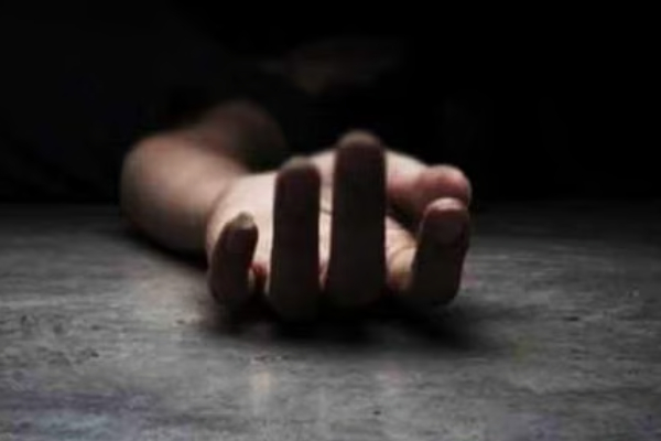 யாழில் நபர் ஒருவர் வெட்டிக்கொலை | A Person Was Hacked To Death In Chundikulam