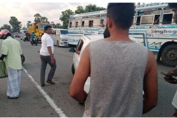 கிளிநொச்சியில் இடம்பெற்ற விபத்தில் பெண் ஒருவர் காயம் (photos)