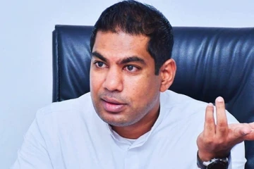 ඇමති කාංචනගෙන් ට්විටර් පණිවිඩයක්.. (PHOTO)