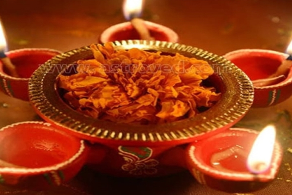 நினைத்த காரியம் நிறை வேற இந்த விளக்கை ஏற்றுங்கள் | Just Light This Lamp