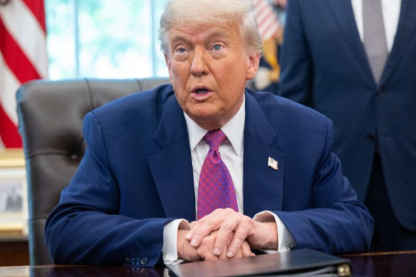 ஈரான் மற்றொரு பேரழிவை சந்திக்கும்; ட்ரம்ப் எச்சரிக்கை | Iran Will Face Another Disaster Trump Warns ஈரான் மற்றொரு பேரழிவை சந்திக்கும்; ட்ரம்ப் எச்சரிக்கை | Iran Will Face Another Disaster Trump Warns