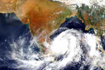 வங்கக்கடலில் உருவாகி வரும் காற்றழுத்த தாழ்வு நிலை - பல பகுதிகளுக்கு விடுக்கப்பட்ட எச்சரிக்கை!