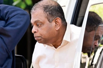 දේශබන්දු තෙන්නකෝන් ඇතුළු 8 දෙනෙකුට වැඩ වරදියි