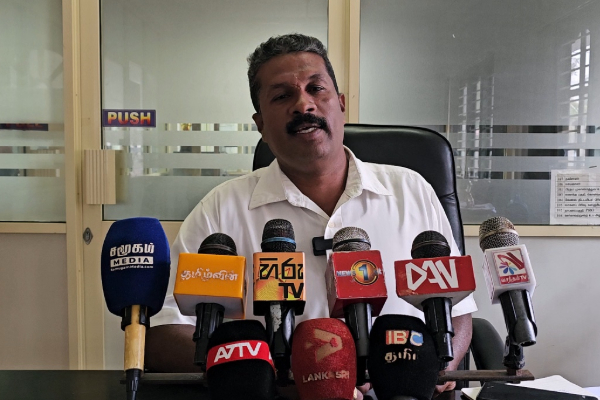 ஜனாதிபதி ஊர்காவற்துறை கடற்கோட்டை விவகாரத்துக்கு தீர்வு தர வேண்டும்: அன்னாராசா வேண்டுகோள் | Kayts Fort Issue Must Be Resolved Annarasa