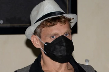 கனேடியரை உடனடியாக வெளியேற உத்தரவிட்ட தீவு நாடு