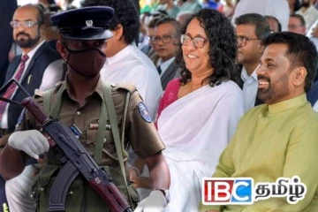 ஜனாதிபதி மற்றும் பிரதமருக்கு பாதுகாப்பு கோரும் பிரதி அமைச்சர்