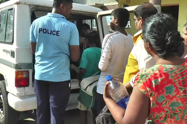 யாழ்ப்பாணத்தில் இருந்து 8 பேர் தமிழகத்திற்கு தப்பியோட்டம்! | 8 People Fled From Jaffna To Tamil Nadu