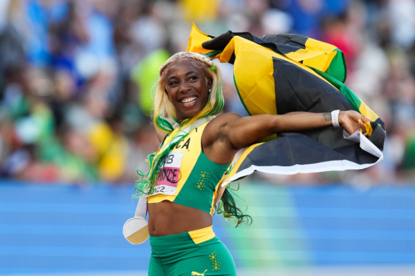 රොකට් මමී ජාත්‍යන්තර ධාවන පතයට සමුදෙයි | Shelly Ann Ends Her Sprinting Career