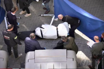 நாடொன்றில் பயங்கரம்; சூட்கேஸில் தலையின்றி கிடந்த ஆணின் சடலம்!