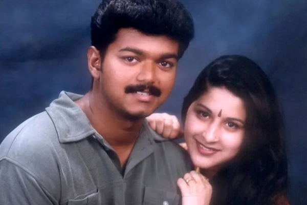 விஜய் - சங்கீதாவின் திருமண புகைப்படங்கள்.. பலரும் பார்த்திராத போட்டோஸ் இதோ | Actor Vijay Sangetha Marriage Photos