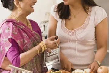 மாமியாரும் மருமகளும் செய்த சம்பவத்தால் பெரும் அதிர்ச்சியில் பொலிஸார்