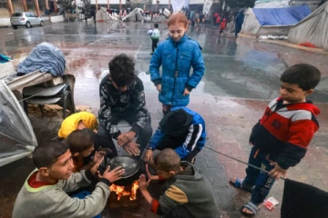 இஸ்ரேலிய தாக்குதல்களுக்கு இடையே காஸாவில் வேகமாக பரவும் நோய்கள்! WHO எச்சரிக்கை