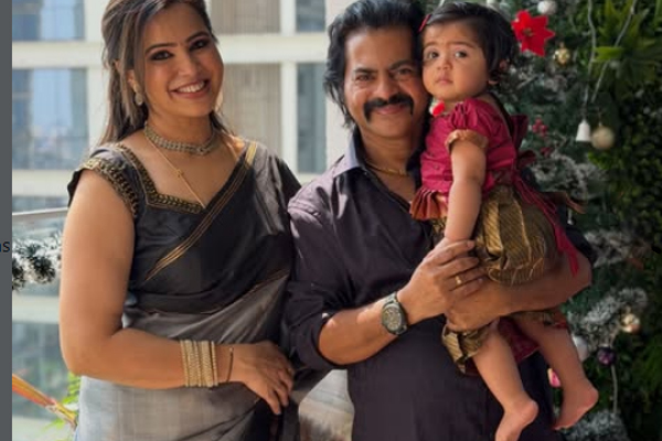 குடும்ப புகைப்படத்தை வெளியிட்ட ரெடின் கிங்ஸ்லி... குழந்தை எப்படி வளர்ந்திட்டாங்கனு பாருங்க | Actor Redin Kingsley Family Photo Viral