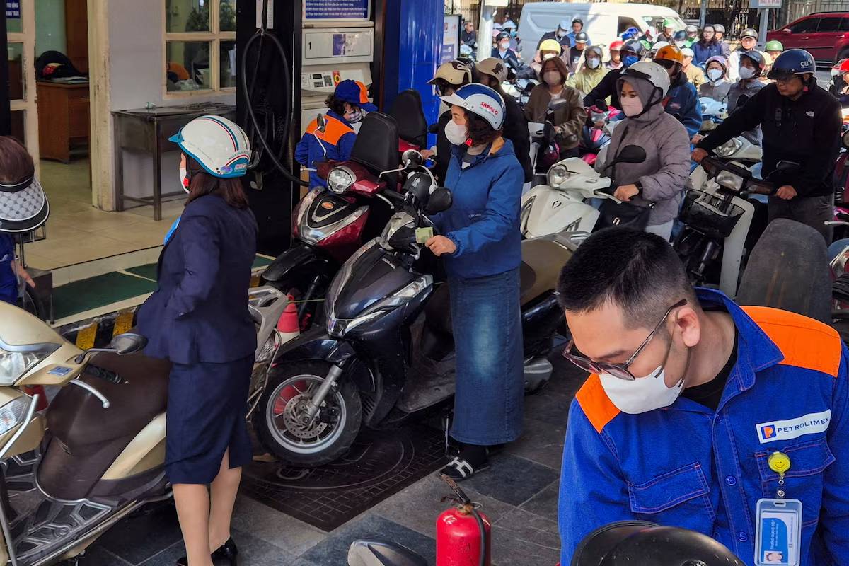 வியட்நாமில் எரிபொருட்கள் மீதான வரிகள் நீக்கம் | Vietnam Removes Taxes On Fuels வியட்நாமில் எரிபொருட்கள் மீதான வரிகள் நீக்கம் | Vietnam Removes Taxes On Fuels