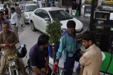 பாகிஸ்தானில் பெட்ரோல் விலை மீண்டும் உயர்வு