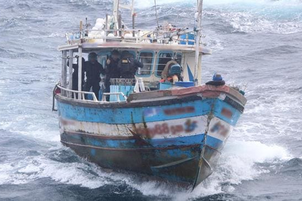 அவுஸ்திரேலியா செல்ல முற்பட்ட 68 பேர் கைது | 68 Arrested For Trying To Cross Into Australia