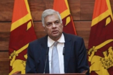 நாட்டைவிட்டு தப்பியோடும் இலங்கையர்கள் - ரணில் நம்பிக்கை தரும் செய்தி