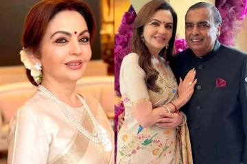 59 வயதான நீதா அம்பானி!! பளபள சருமத்துக்கு இந்த பானம் தான் காரணமாம்..