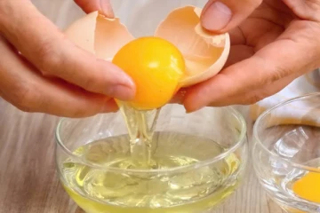 பச்சை முட்டை உடலுக்கு ஆபத்தை ஏற்படுத்துமா?