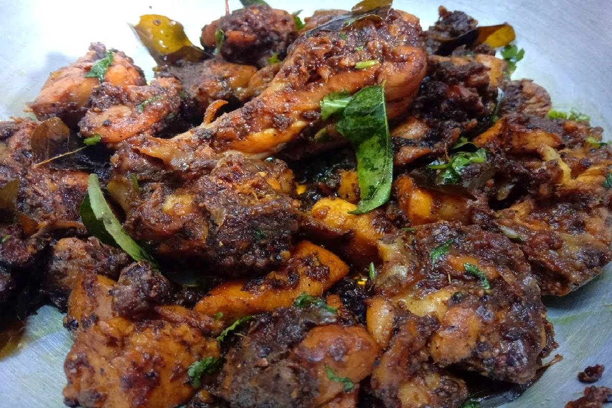 அசத்தல் சுவையில் காரசாரமான மிளகு சிக்கன் வறுவல்... பண்ணலாமா? | Spicy Pepper Chicken Fry Recipe In Tamil