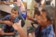 තාත්තා බීලා හිටියට සර්ට ගහන්න අයිතියක් නෑනේ.. මේ මනුස්සයගේ ලේ බලන්නකෝ.. නෑ මම යන්නෑ.. - තාත්තට ගැහුවට පුතා පොලිසිය දෙවනක් කරයි [VIDEO]
