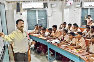 சென்னையில் இன்று வழக்கம் போல் பள்ளிகள் இயங்கும்