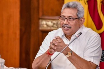 வீதியில் காணும் விடயங்களுக்கு தீர்வு காணும் ஜனாதிபதி! எதிரணி குற்றச்சாட்டு