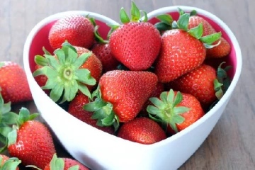 ஸ்ட்ராபெர்ரி பழ பிரியர்களுக்கு எச்சரிக்கை!