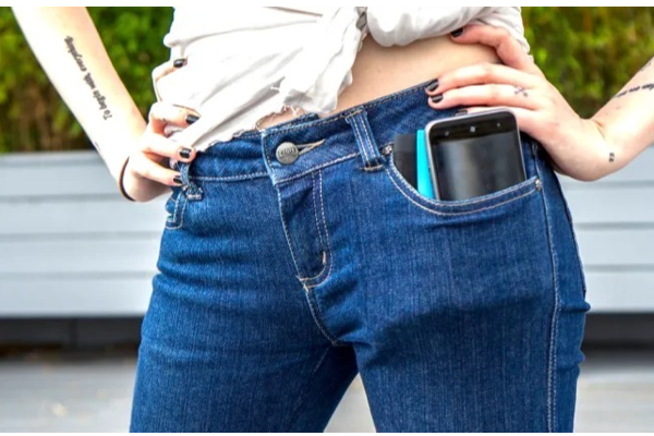 பெண்கள் அணியும் Jeans-ல் இதனை கவனித்தது உண்டா? சிறிய பாக்கெட்டுகள் இருப்பது ஏன்? | Why Women S Jeans Have Small Pockets
