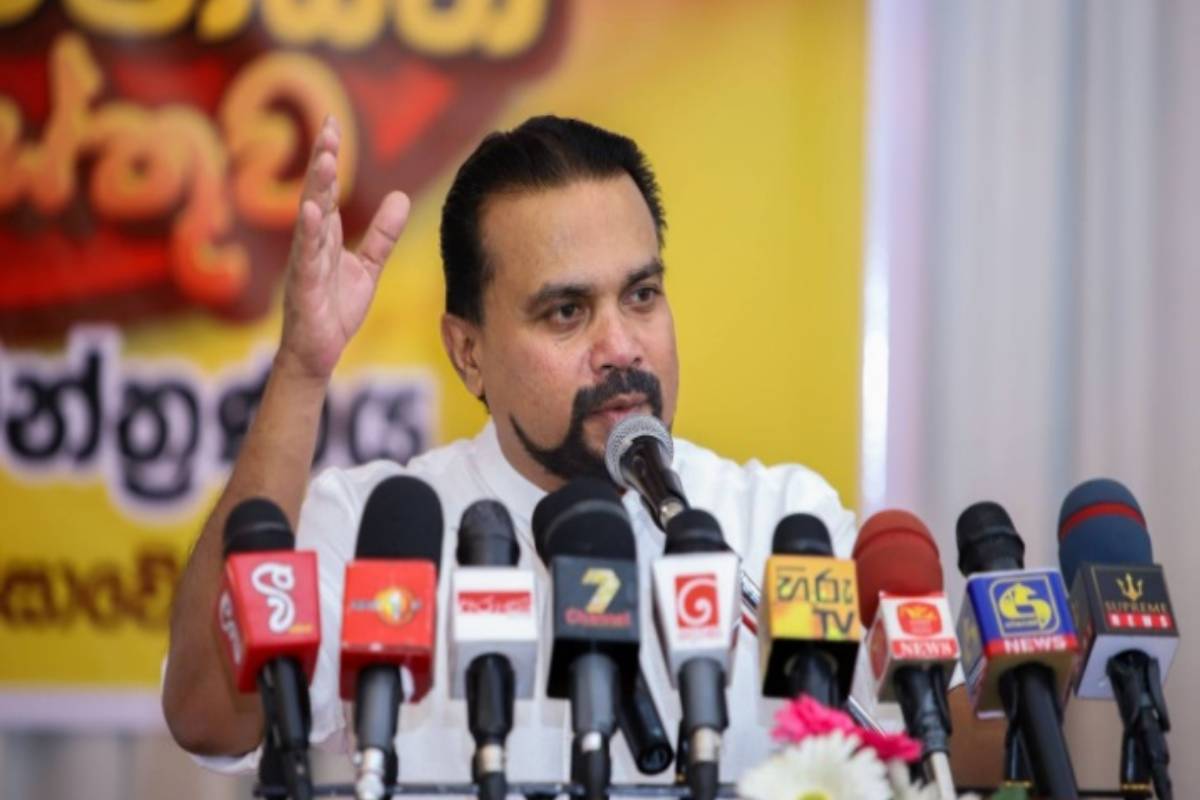 யோஷித ராஜபக்சவின் மோசடி! சிக்கலில் அநுரவின் மகன் | Anura S Son Who Fraudulently Entered Sl Airlines