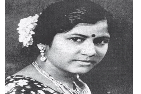 நடிகையின் சொத்து அபகரிக்க முயற்சி - மன்சூர் அலிகான் மீது போலீசில் புகார் | Actor Mansour Alikon