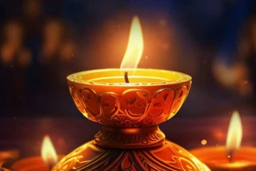 குலதெய்வத்தின் முழு அருளை பெற இப்படி விளக்கேற்றுங்கள்