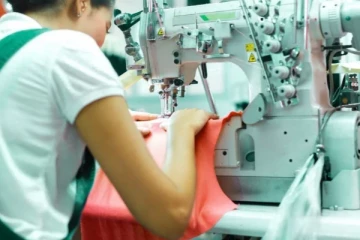 ஆடை உற்பத்தி தொழிசாலைகளில் பெண்களுக்கு உடல், உள துன்புறுத்தல்