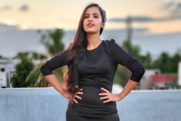 பிரசவம் முடிந்து திரும்ப வந்துட்டேன்னு சொல்லு.. பாக்கியலட்சுமி புகழ் ஜெனிபரின் லேட்டஸ்ட் போட்டோ வைரல்