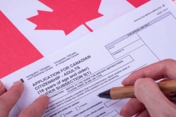 கனடாவில் குடியுரிமைக்காக விண்ணப்பித்தவர்களுக்கு கொரோனாவால் நேர்ந்த அவலம்!