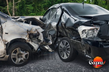 ජනප්රිය රූපලාවන්ය ක්රීම් අලෙවි කරන නිරූපිකාවගේ පෙම්වතා සූර් වී ගැබිණි මව සිටි මෝටර් රථය හප්පලා