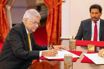 இன்னும் சற்று நேரத்தில் சிறிலங்காவின் புதிய அதிபராக ரணில் பதவிப் பிரமாணம்