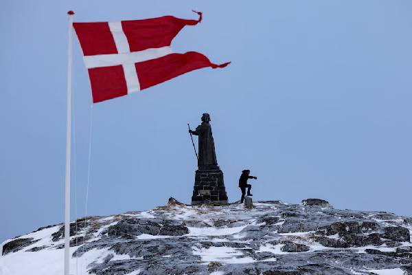 தீவிரமடையும் ட்ரம்பின் அடுத்த நகர்வு... டென்மார்க் அதிகாரிகளை சந்திக்கவிருக்கும் ரூபியோ | Trump Plan To Buy Greenland