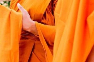 காணாமல் போன மூன்று சிறிய பிக்குனிகள் கண்டுபிடிப்பு