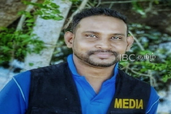 ஊடகவியலாளர்கள் மீது பயங்கரவாத முத்திரை குத்தும் முயற்சி - தீவிர விசாரணையில் பயங்கரவாத தடுப்பு பிரிவினர்! | Sri Lanka Government Threat Media Journalist Un ஊடகவியலாளர்கள் மீது பயங்கரவாத முத்திரை குத்தும் முயற்சி - தீவிர விசாரணையில் பயங்கரவாத தடுப்பு பிரிவினர்! | Sri Lanka Government Threat Media Journalist Un
