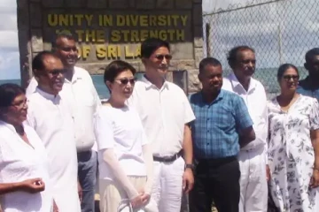 யாழ்ப்பாணத்தை சுற்றும் சீன தூதுவர்; வடமராட்சிக்கு தனிப்பட்ட விஜயம்